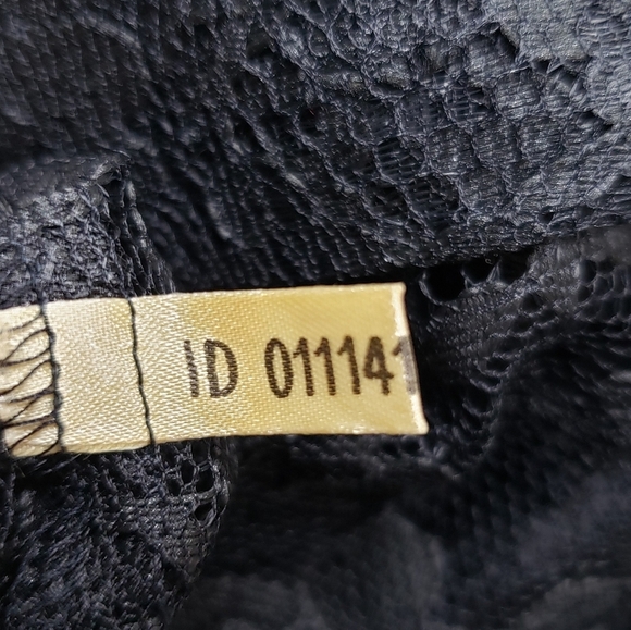 Vintage Victoria's Secret Lace Robe Satin Trim O/S Black Self Tie Belt Women's - Picture 10 of 15